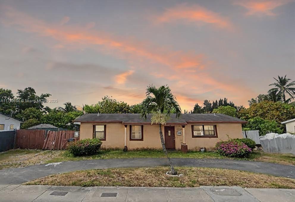 Property for Sale at 1402 Nw 19th St, Fort Lauderdale, Broward County, Florida - Bedrooms: 3 
Bathrooms: 2  - $375,000