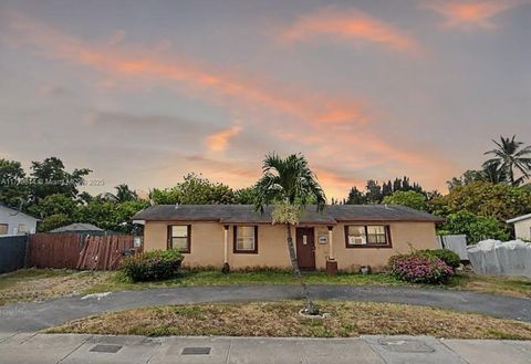1402 NW 19th St Fort Lauderdale FL 33311