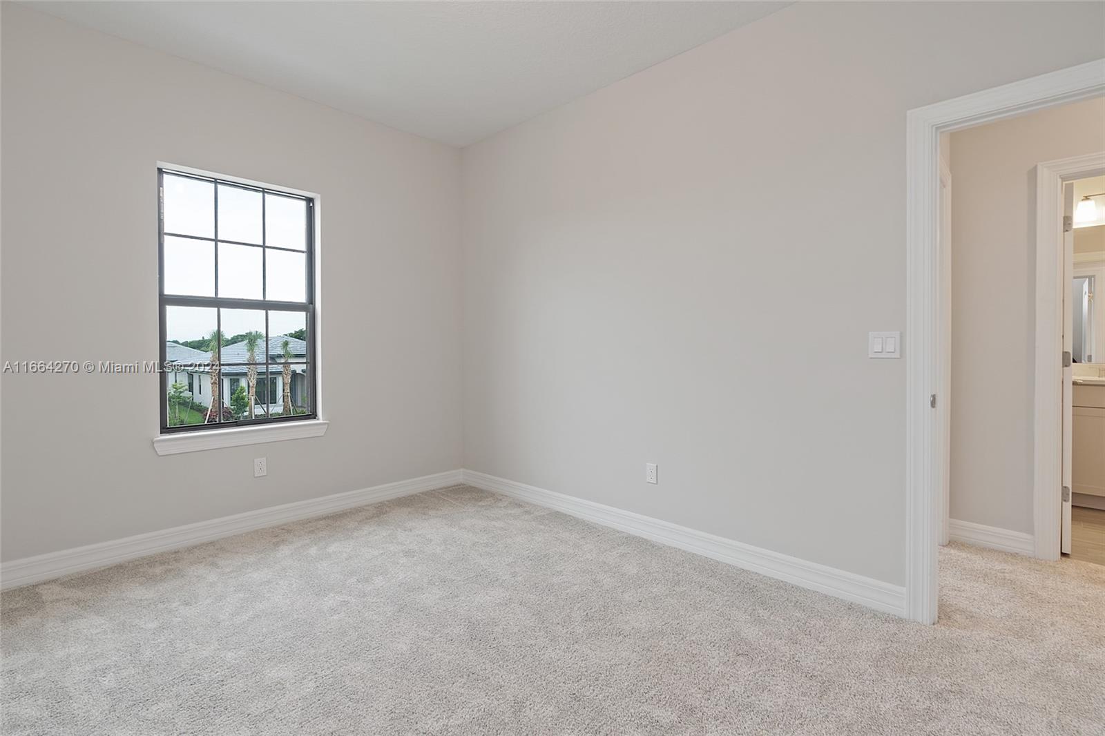 OAK TREE PROPERTY REDEVEL - Residential Lease