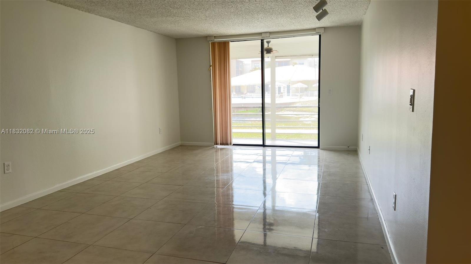 1800 SW 81st Ave 1114