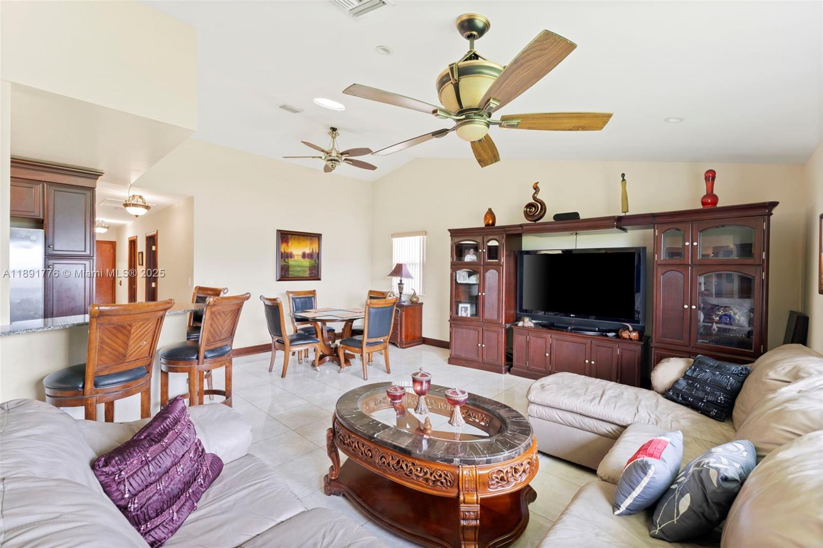 FARM LAND ESTATES - Residential