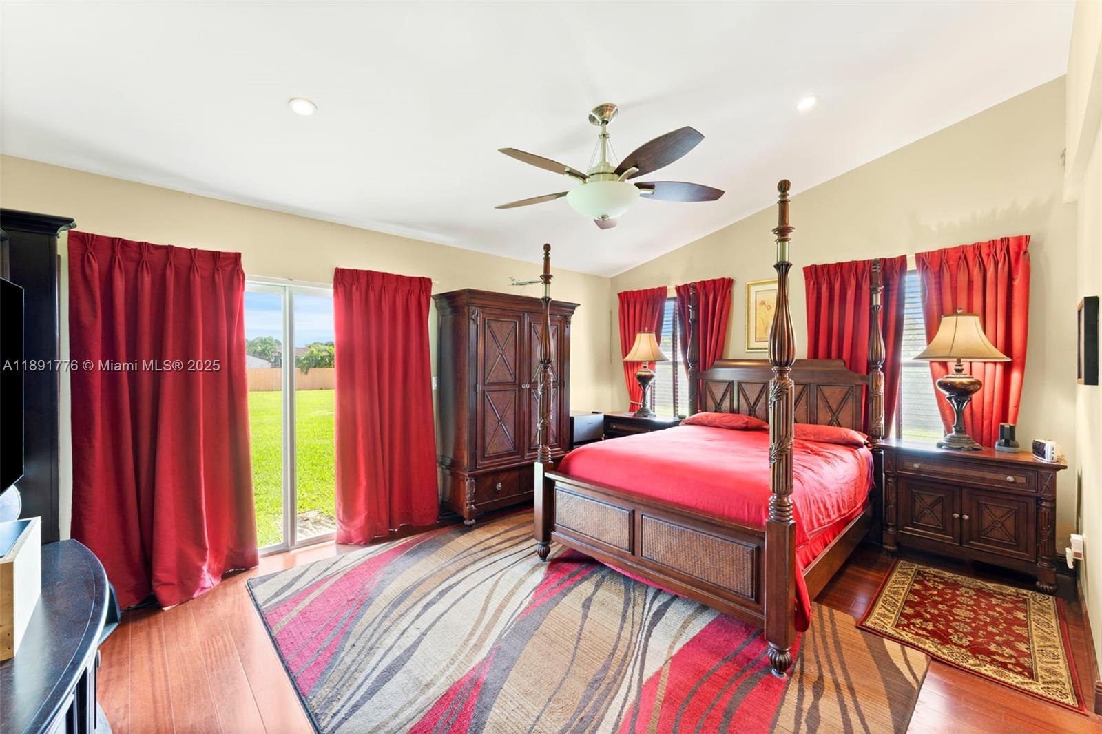 FARM LAND ESTATES - Residential