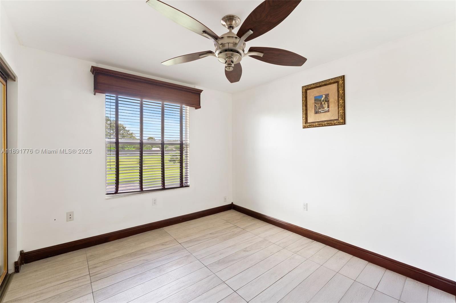 FARM LAND ESTATES - Residential