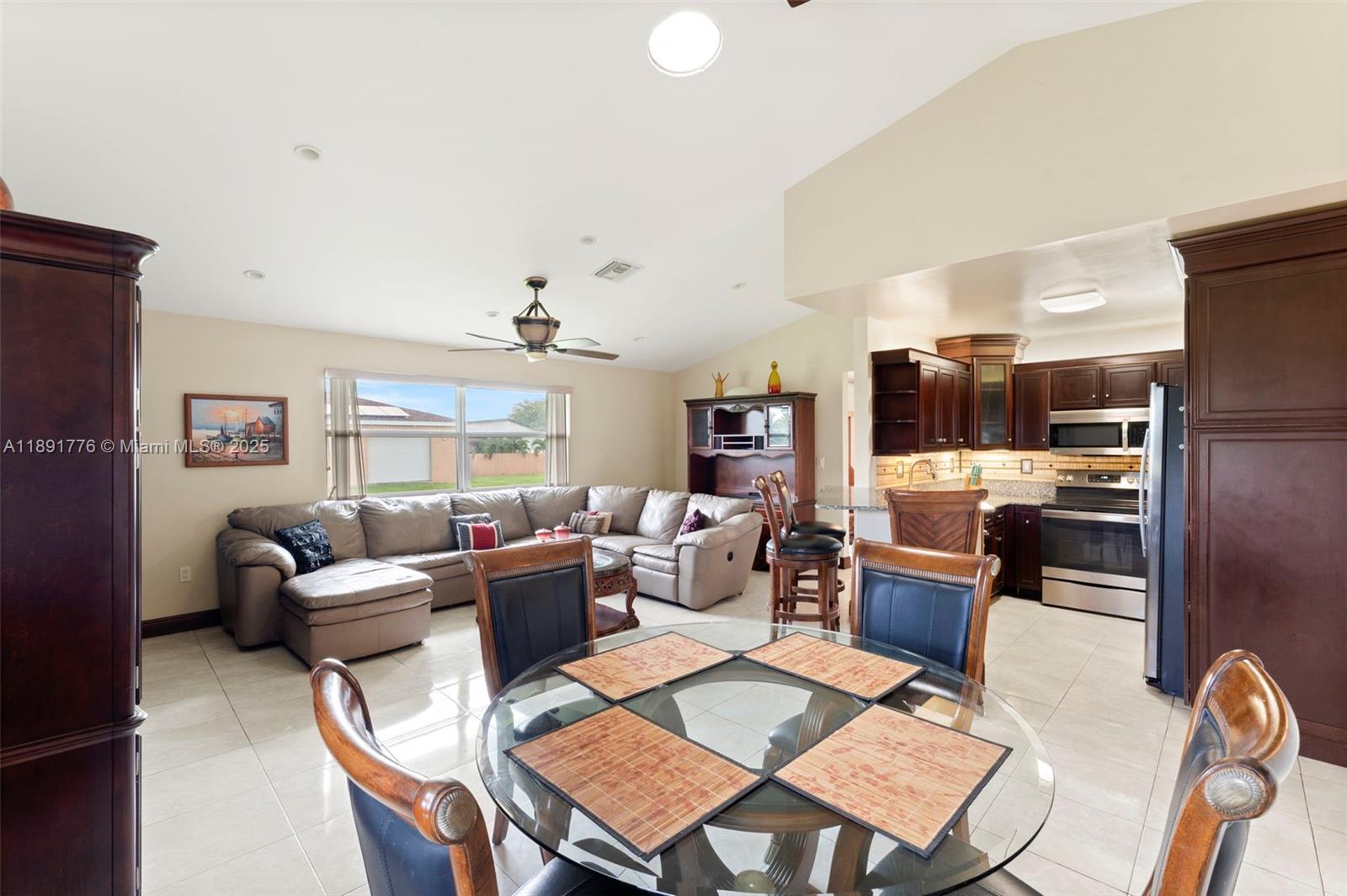 FARM LAND ESTATES - Residential