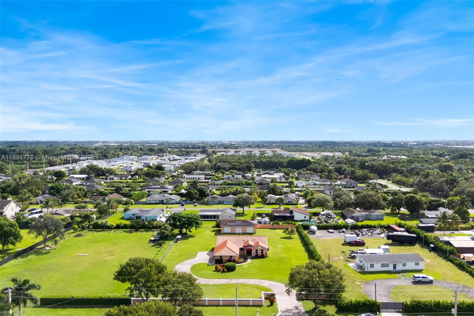 FARM LAND ESTATES - Residential