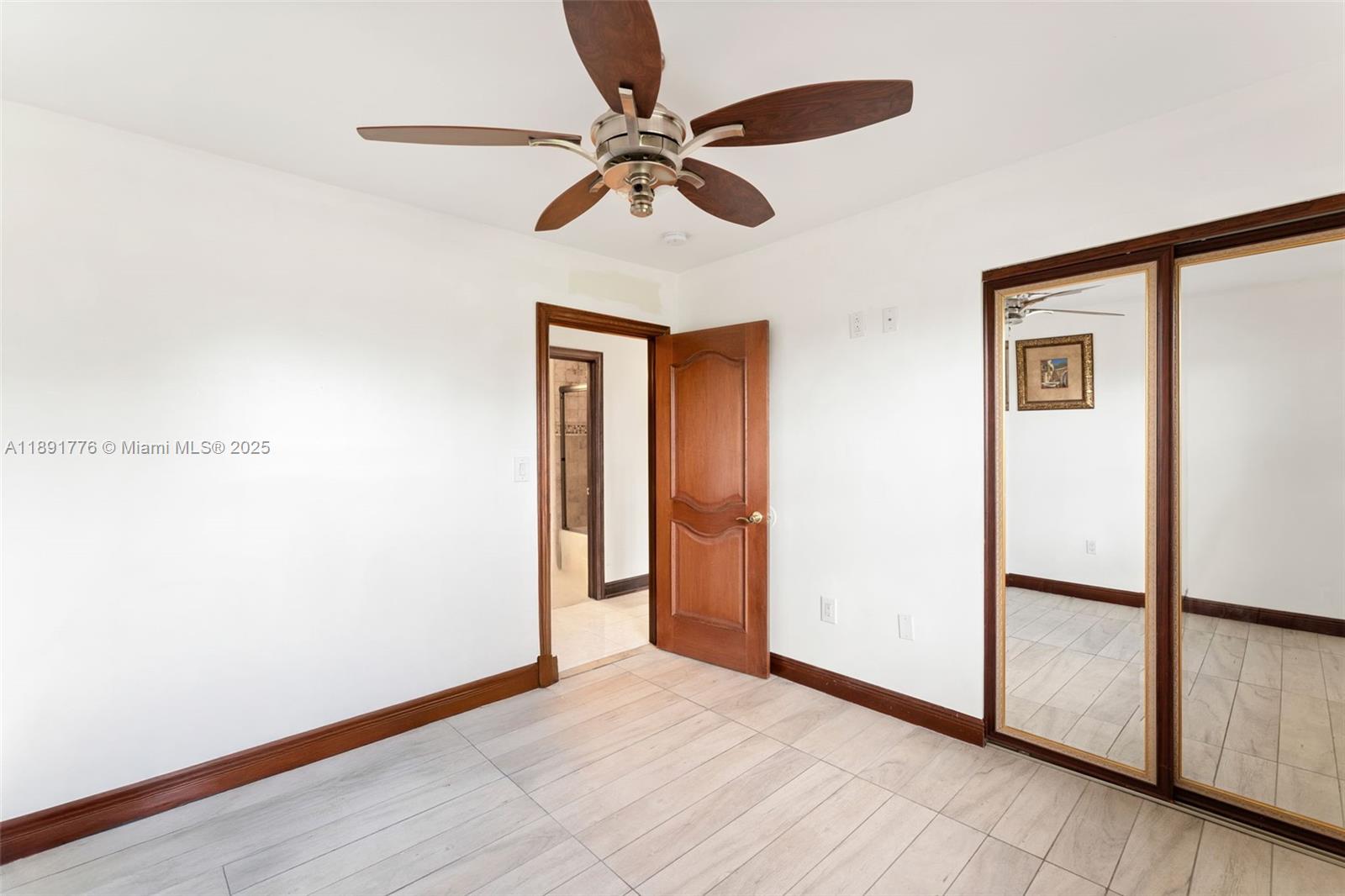 FARM LAND ESTATES - Residential