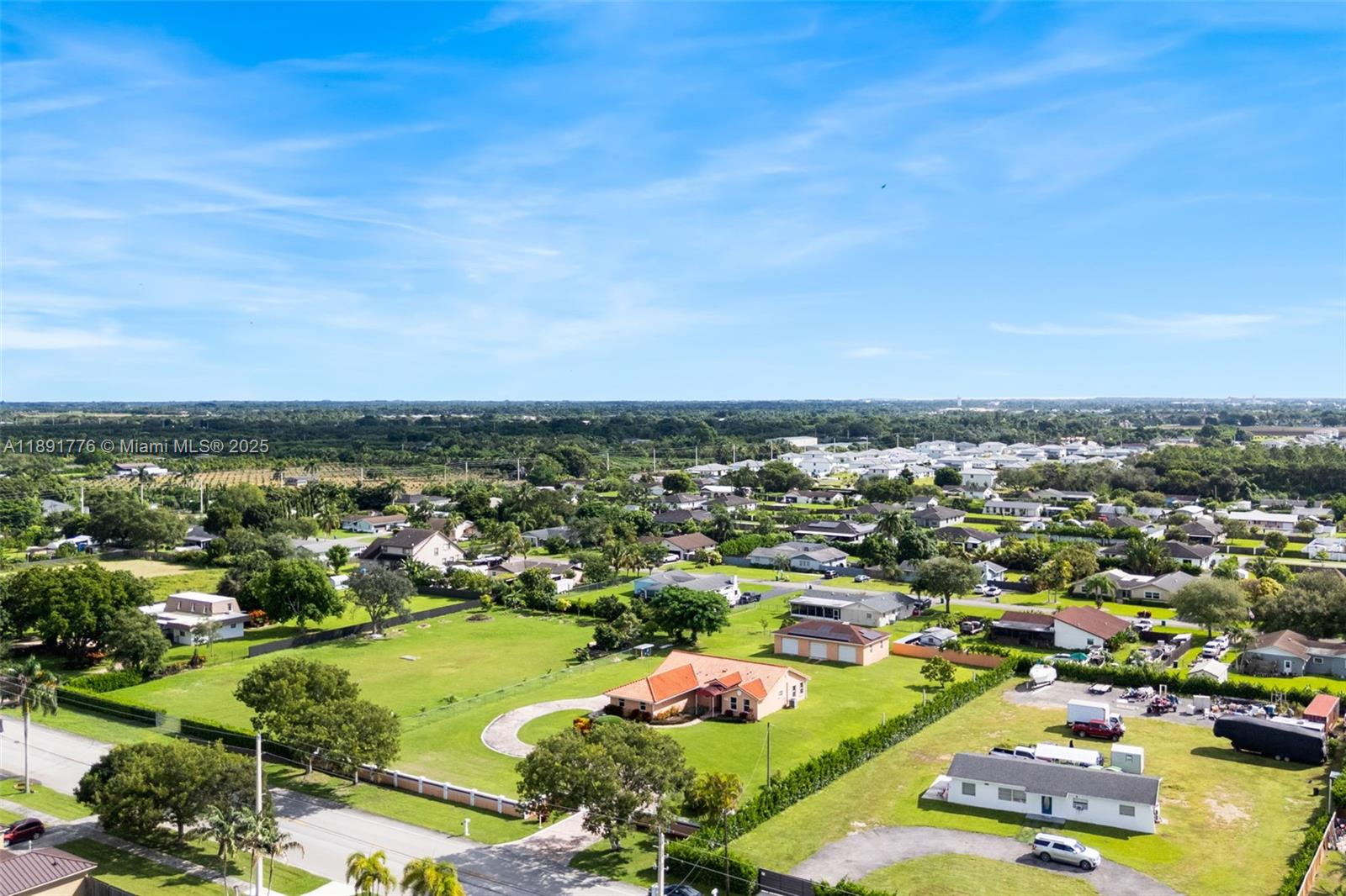 FARM LAND ESTATES - Residential