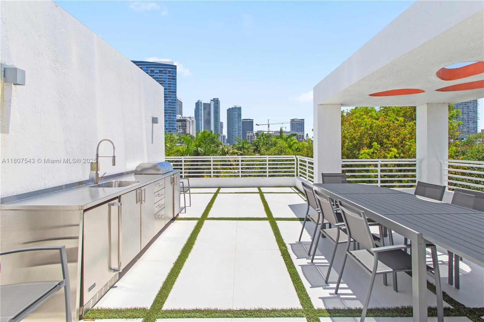 ONE BAY CONDO - Residential