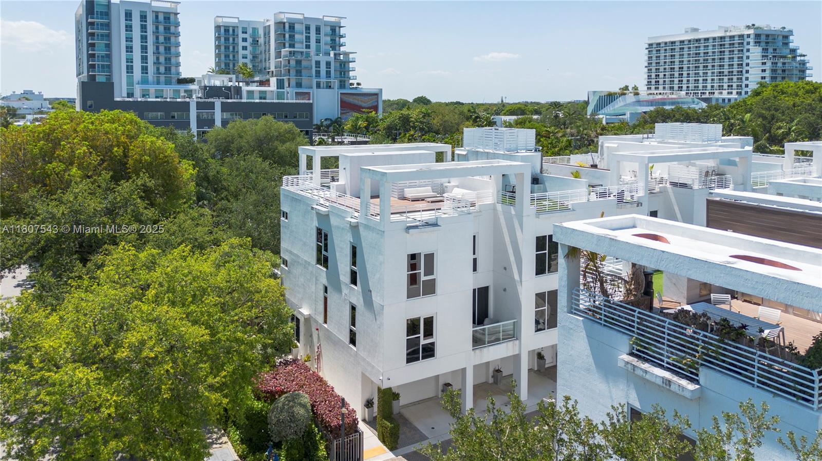 ONE BAY CONDO - Residential