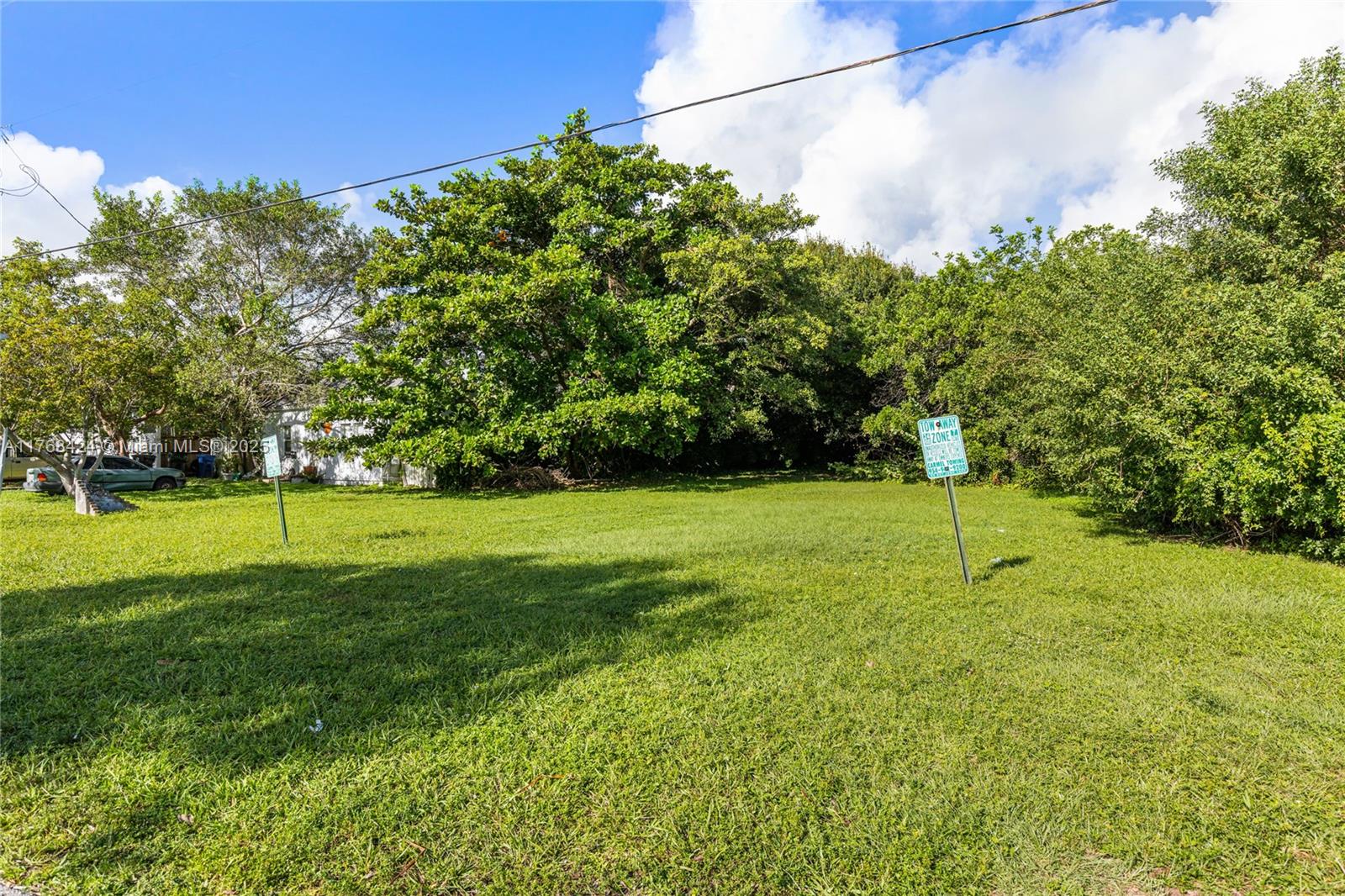 827 NE 14th Pl