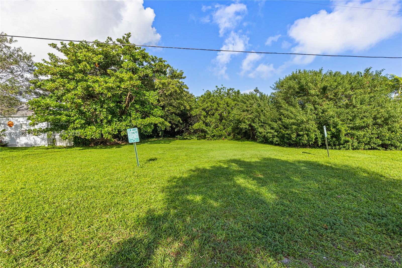 827 NE 14th Pl