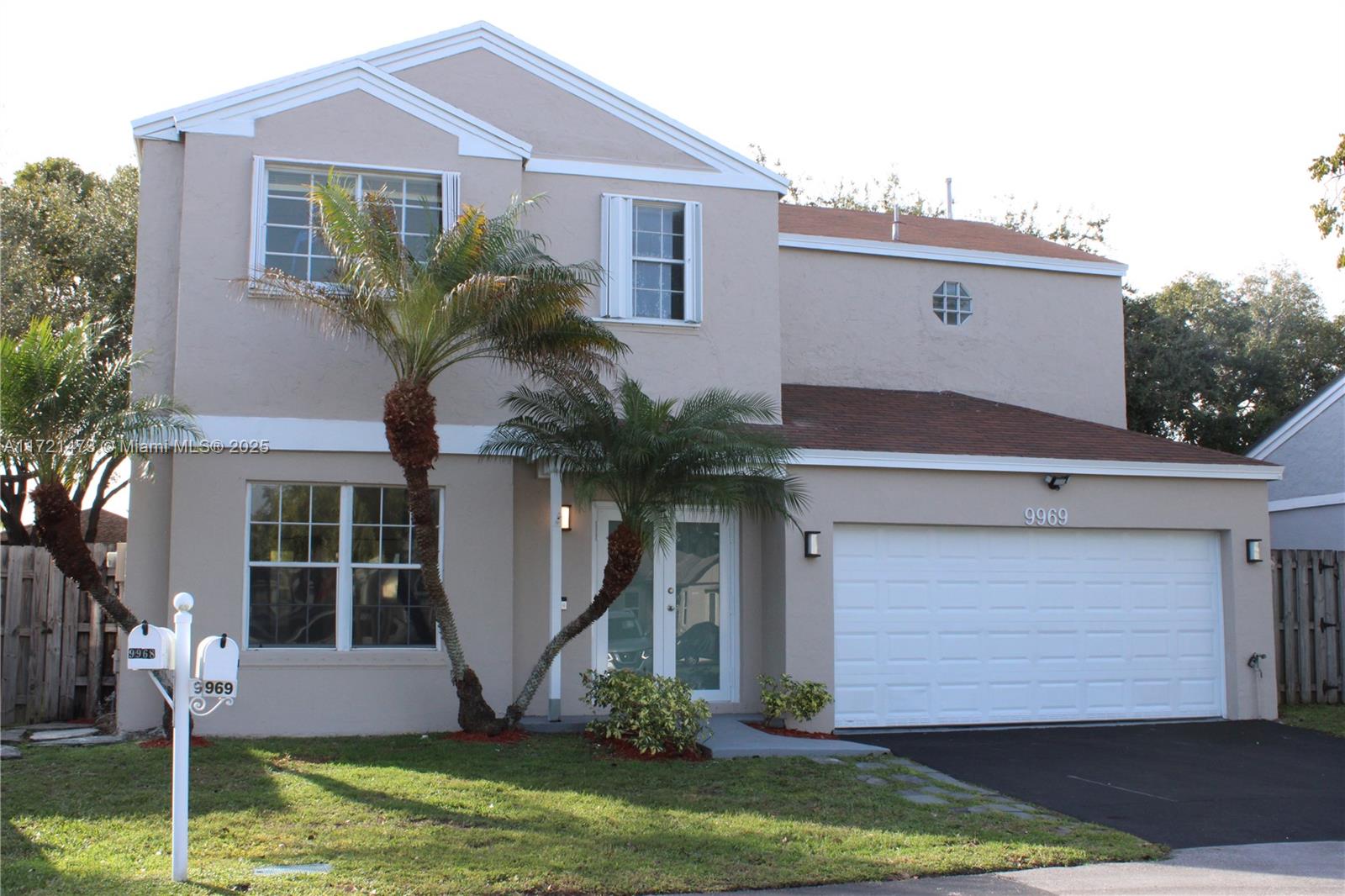 9969 Sw 222nd Ter, Cutler Bay, Miami-Dade County, Florida - 4 Bedrooms  
3 Bathrooms - 