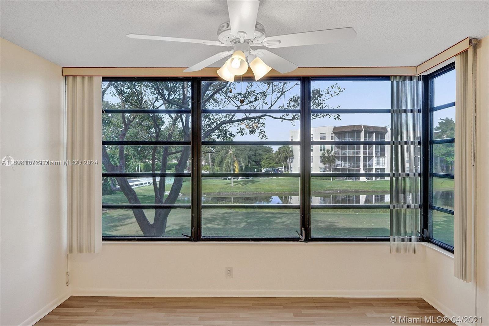 WHITEHALL CON - Residential
