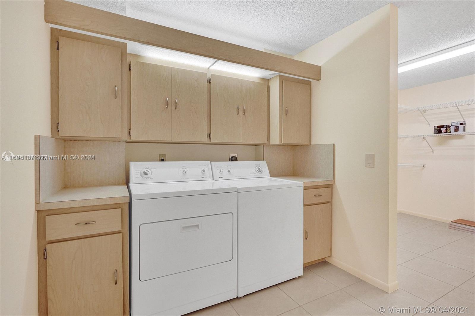 WHITEHALL CON - Residential