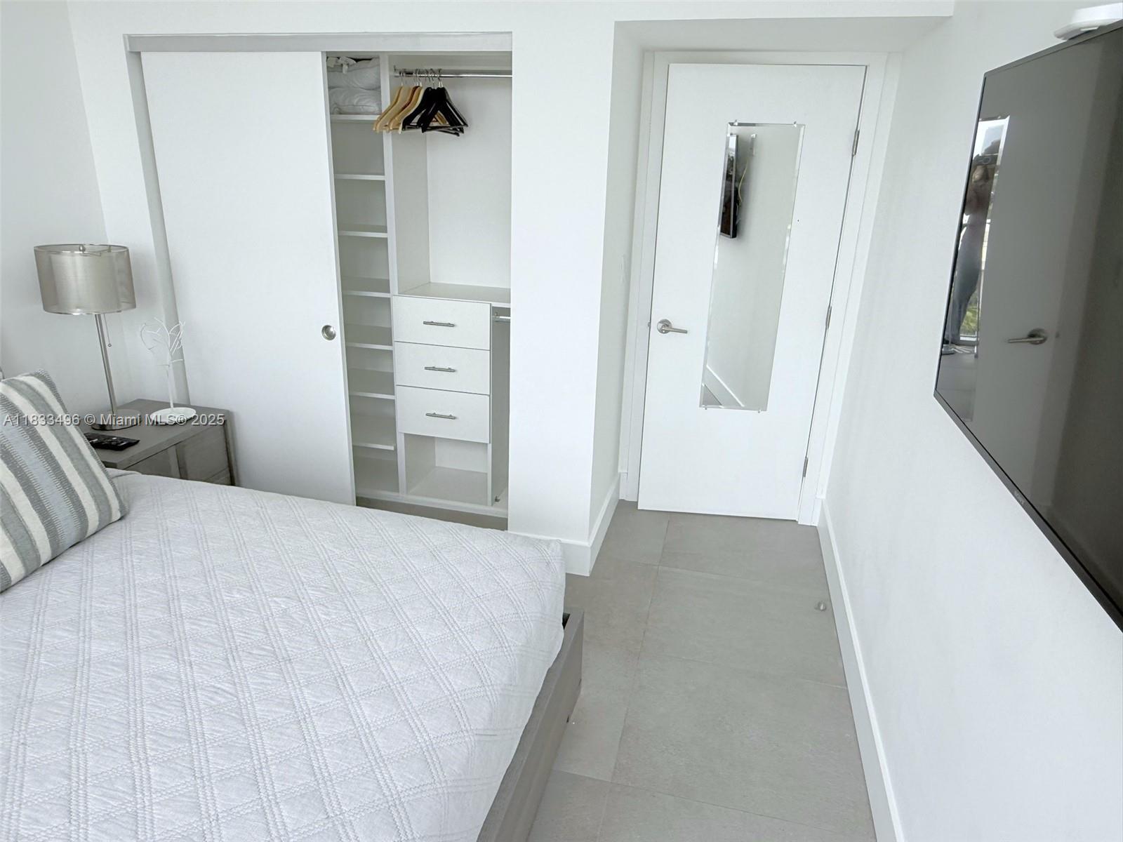 HARBOUR HOUSE - Residential