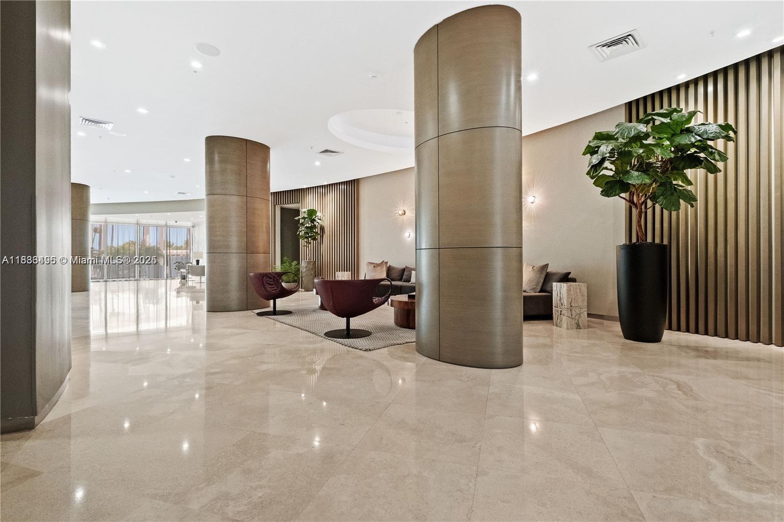 HARBOUR HOUSE - Residential