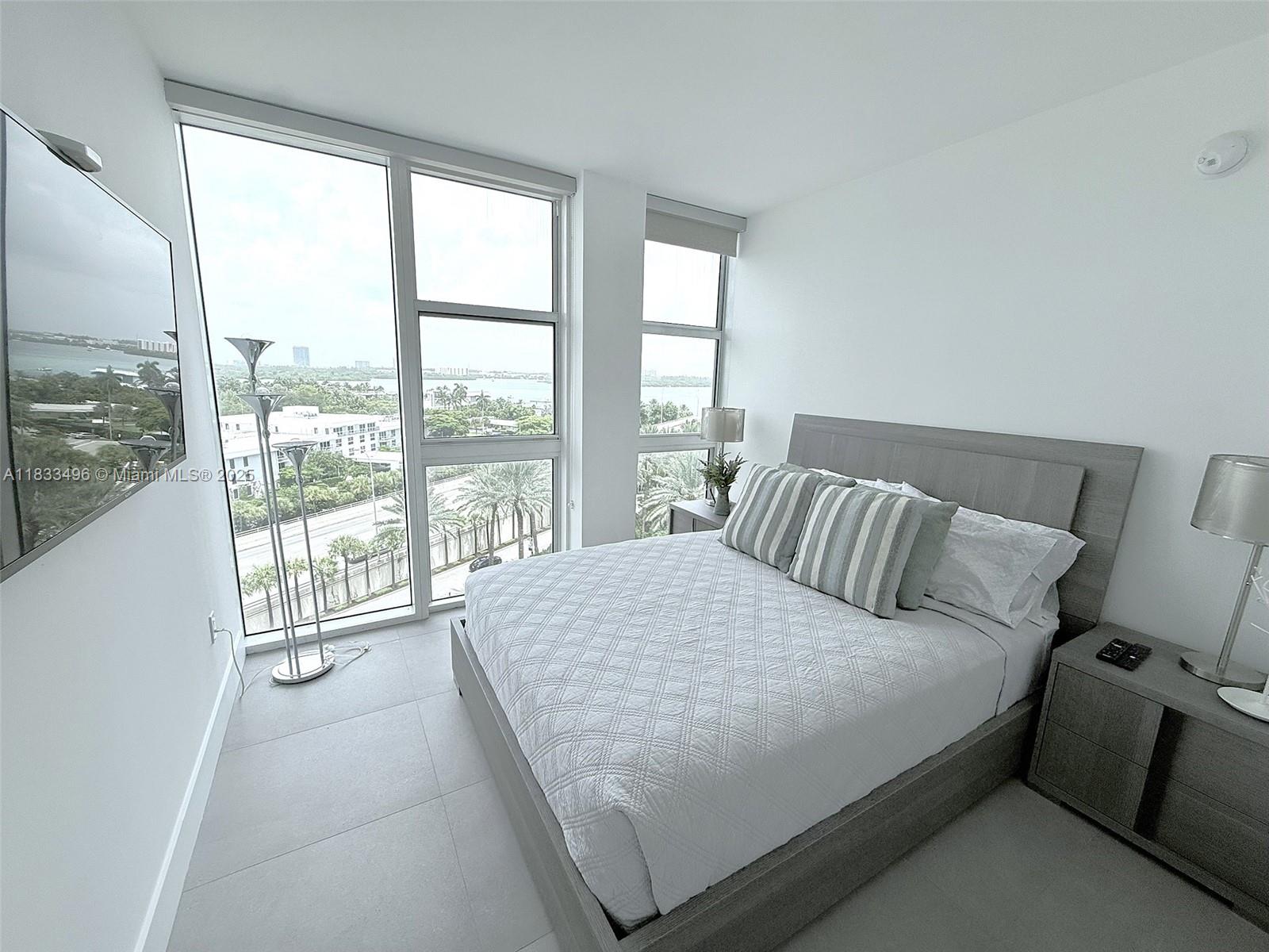 HARBOUR HOUSE - Residential