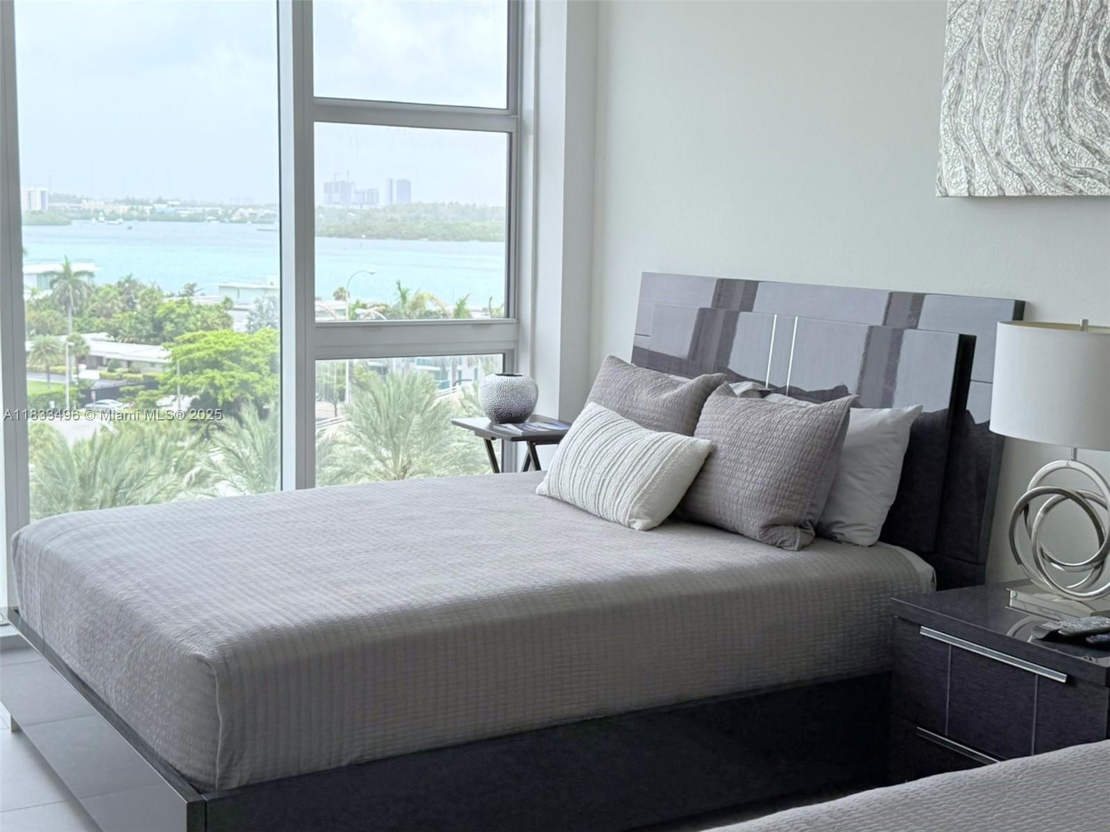 HARBOUR HOUSE - Residential