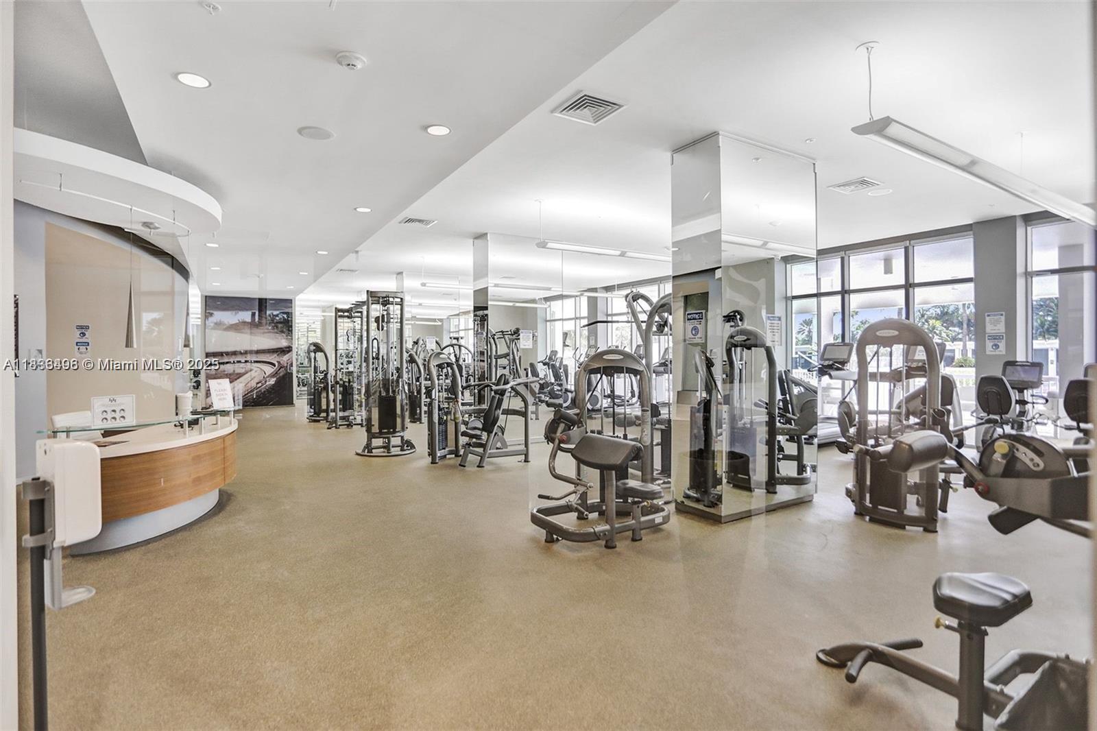 HARBOUR HOUSE - Residential