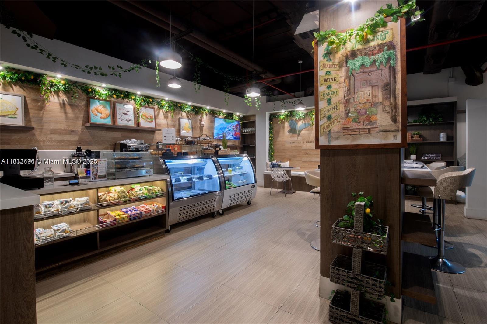 HARBOUR HOUSE - Residential