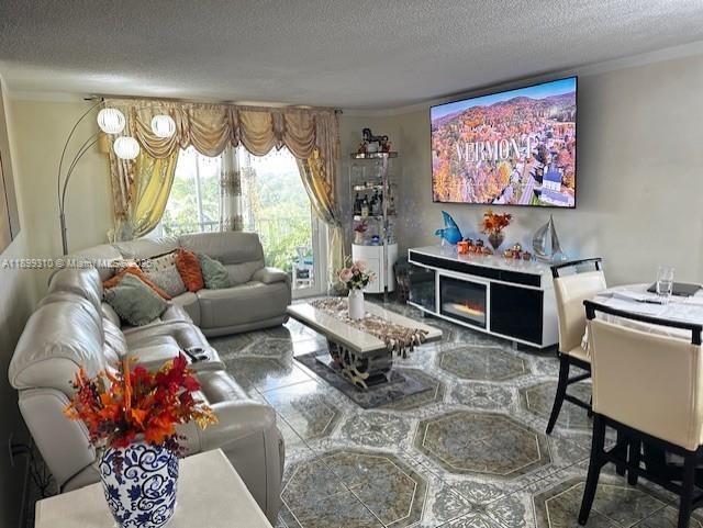 THREE SEASONS CONDOMINIUM - Residential