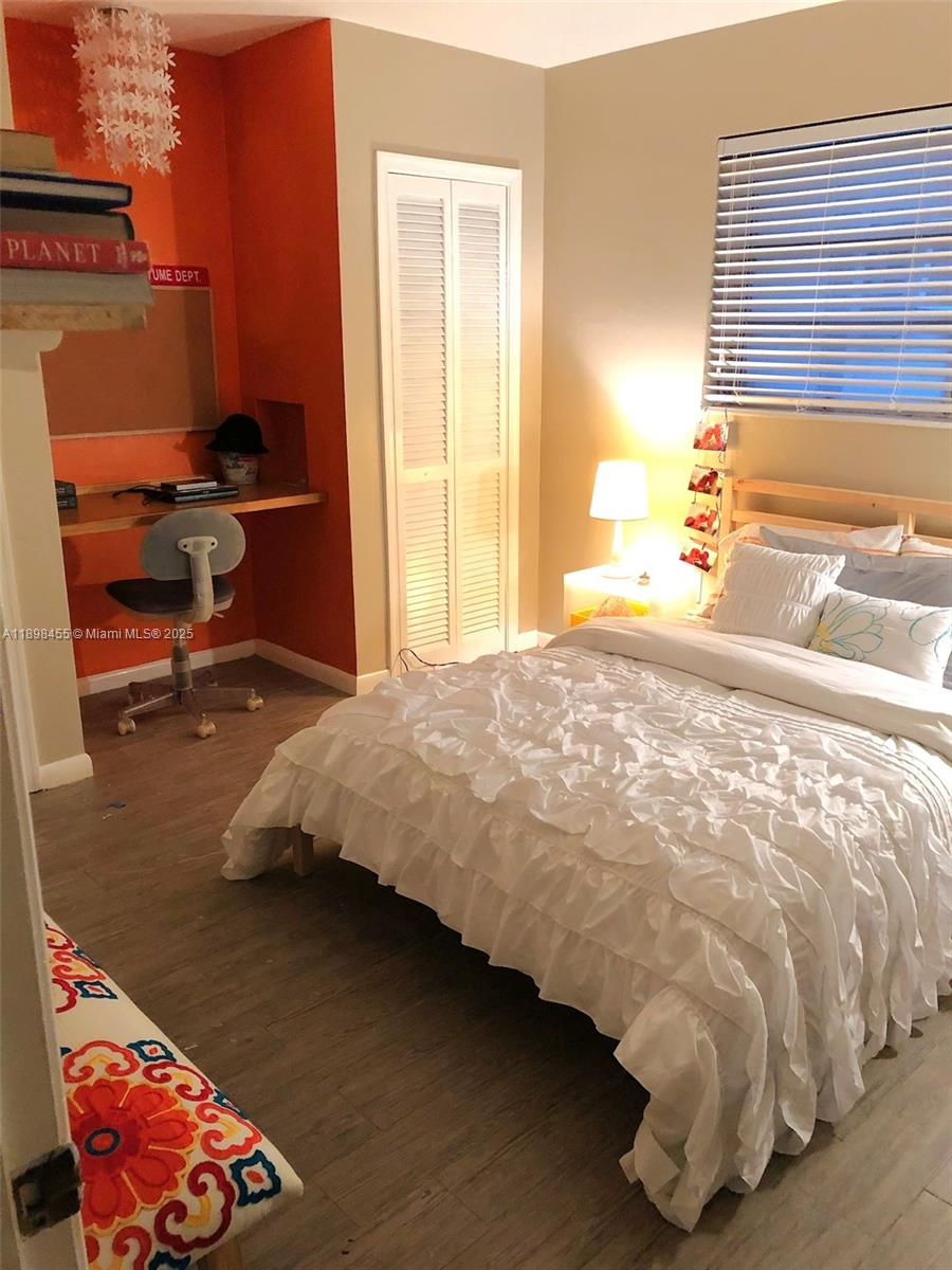 OLD CUTLER ESTATES SEC 1 - Residential