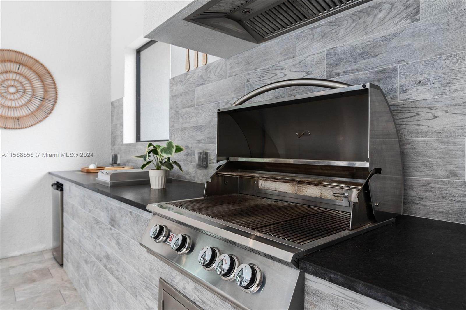 BELLA COLLINA - Residential