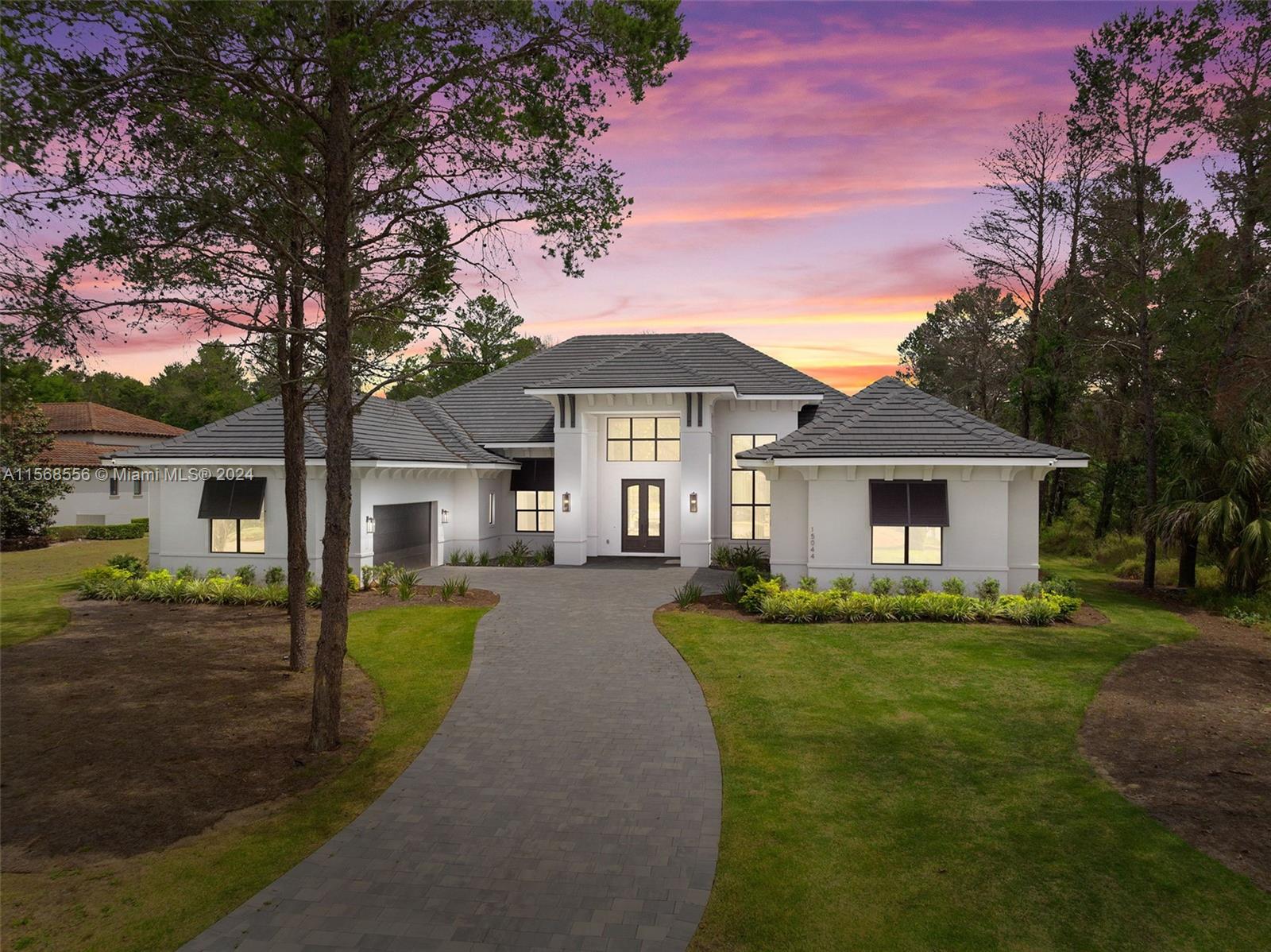 BELLA COLLINA - Residential