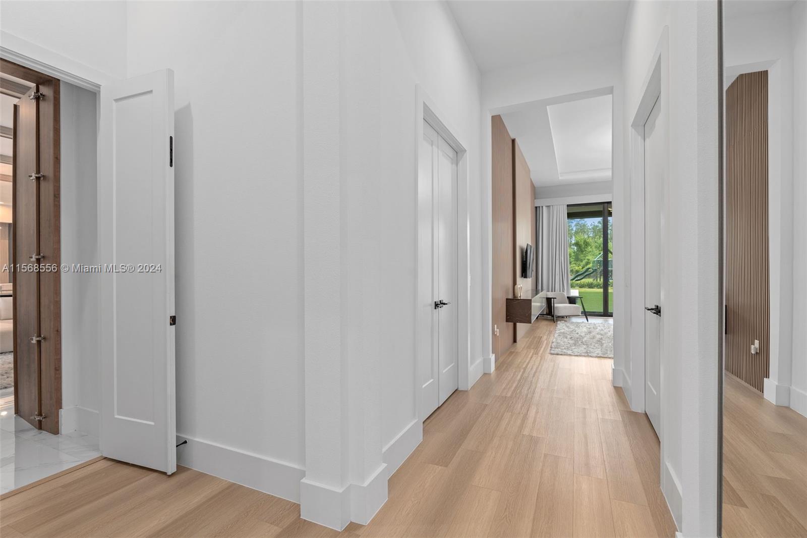 BELLA COLLINA - Residential