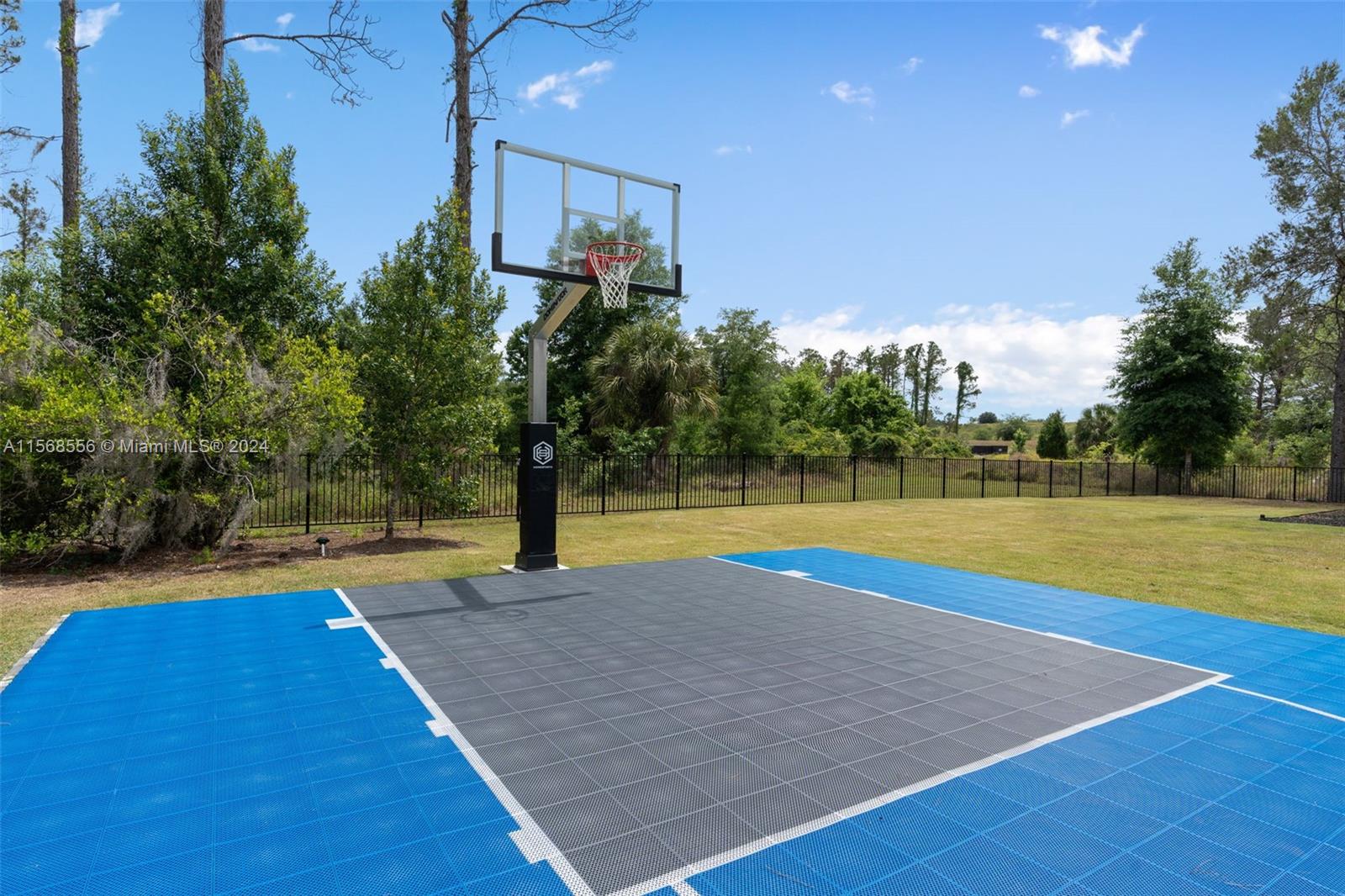 BELLA COLLINA - Residential