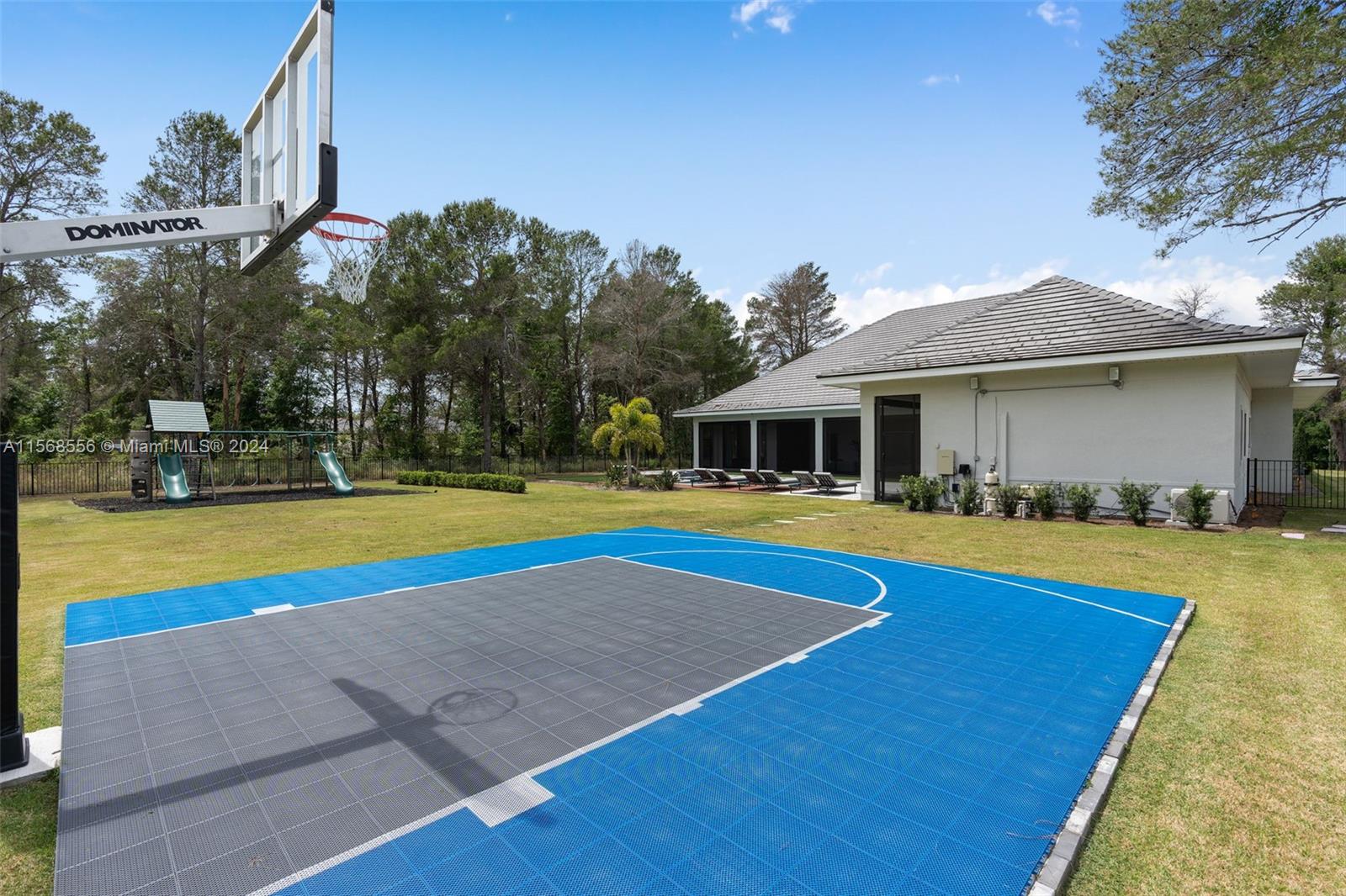 BELLA COLLINA - Residential