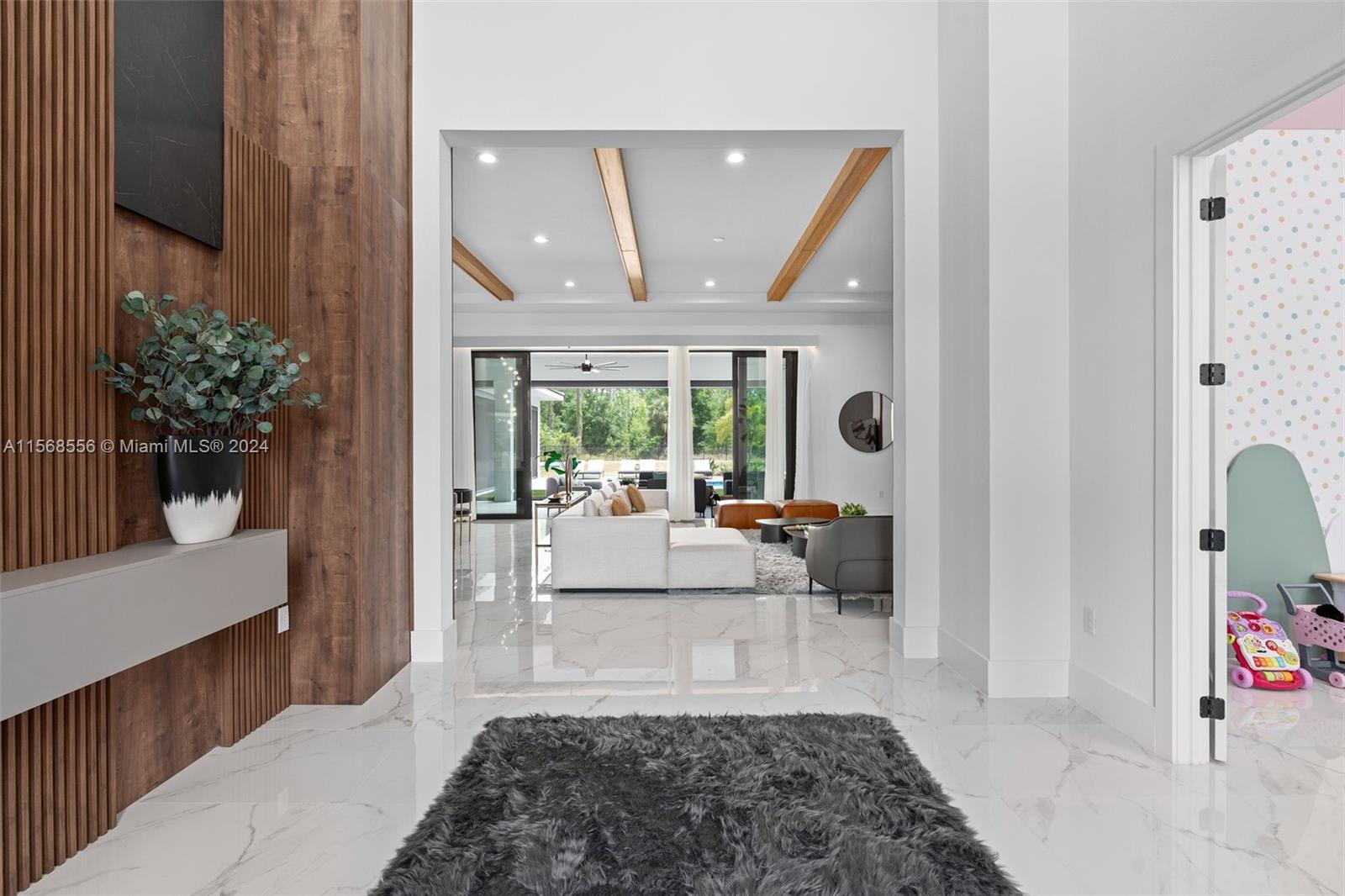 BELLA COLLINA - Residential