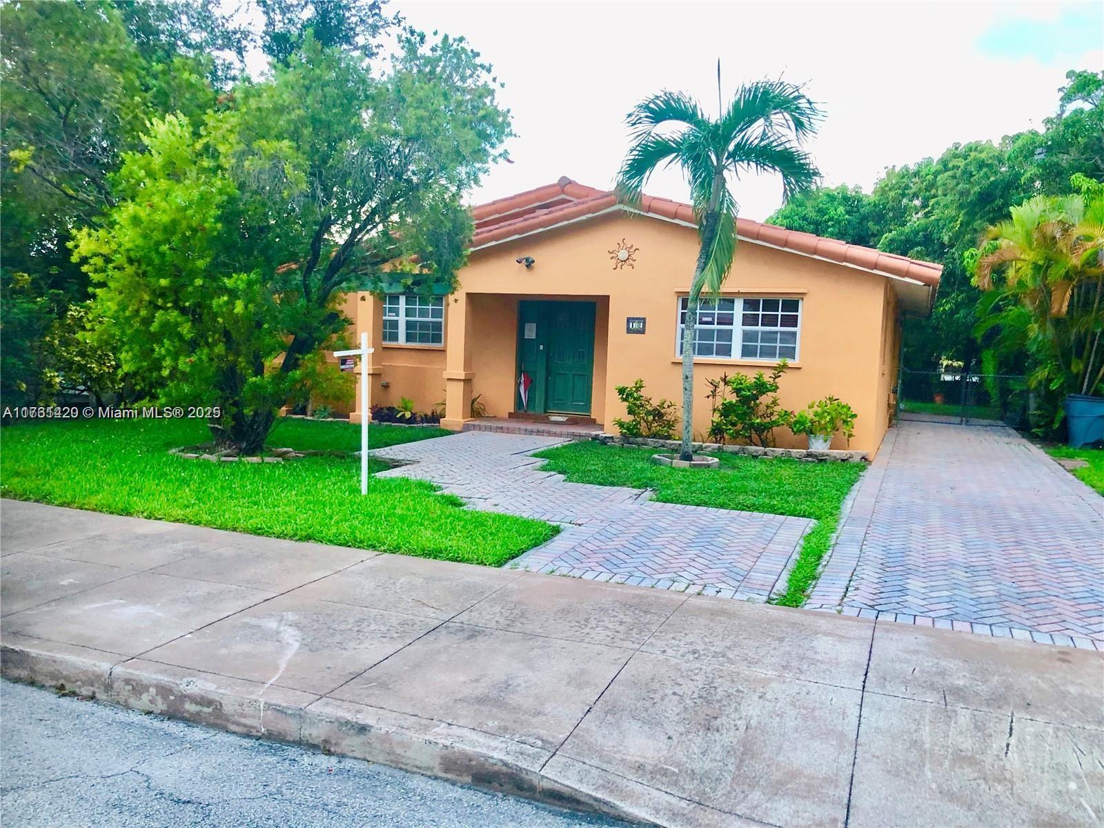 Rental Property at 10 Marabella Ave, Coral Gables, Broward County, Florida - Bedrooms: 3 
Bathrooms: 3  - $3,900 MO.
