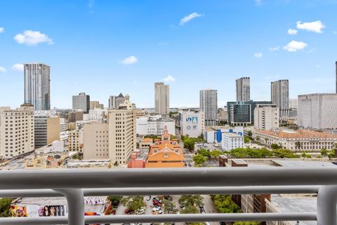 133 NE 2nd Ave 1815 Miami FL 33132