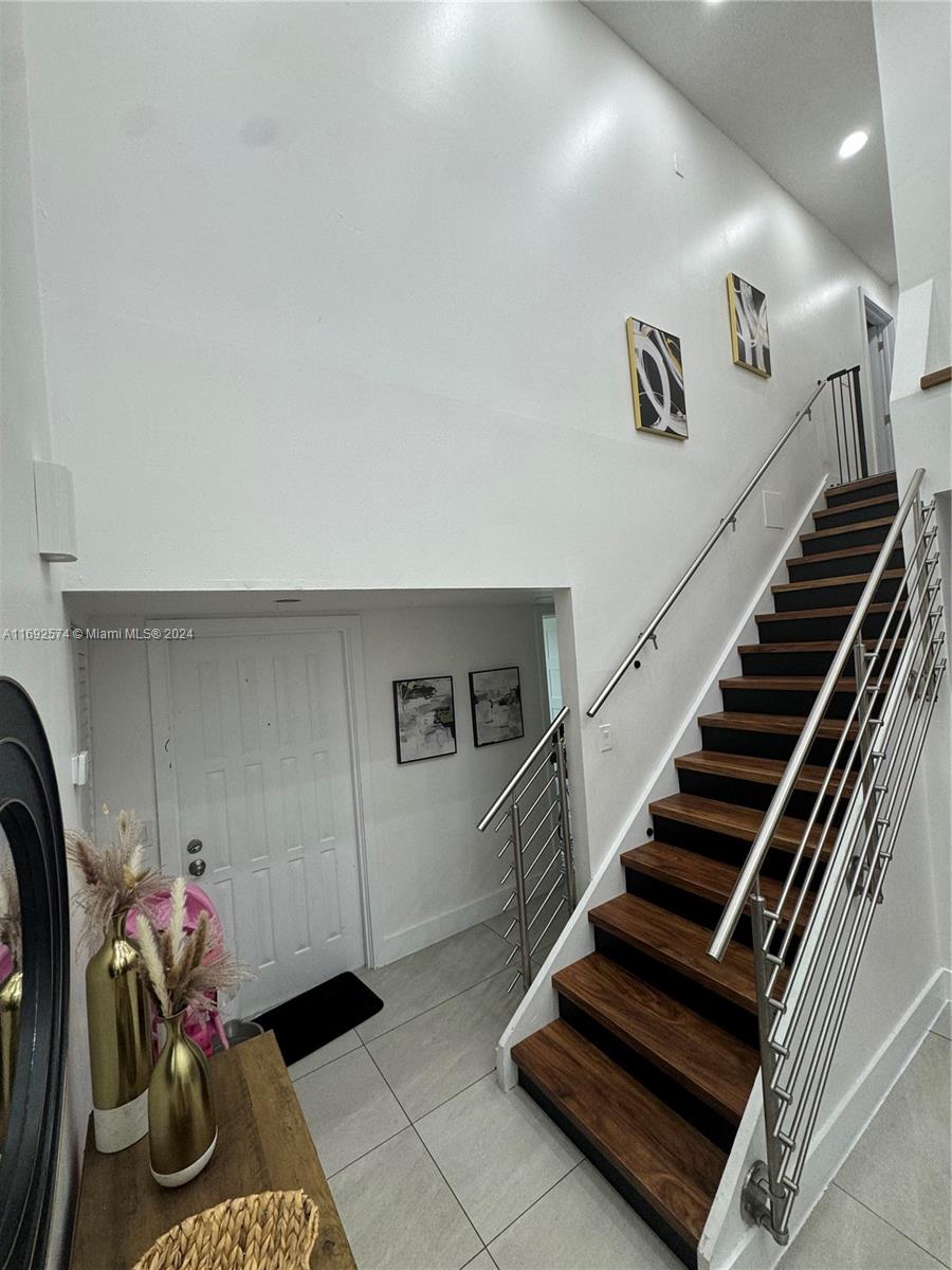 VILLA HOMES AT THE MOORS - Residential