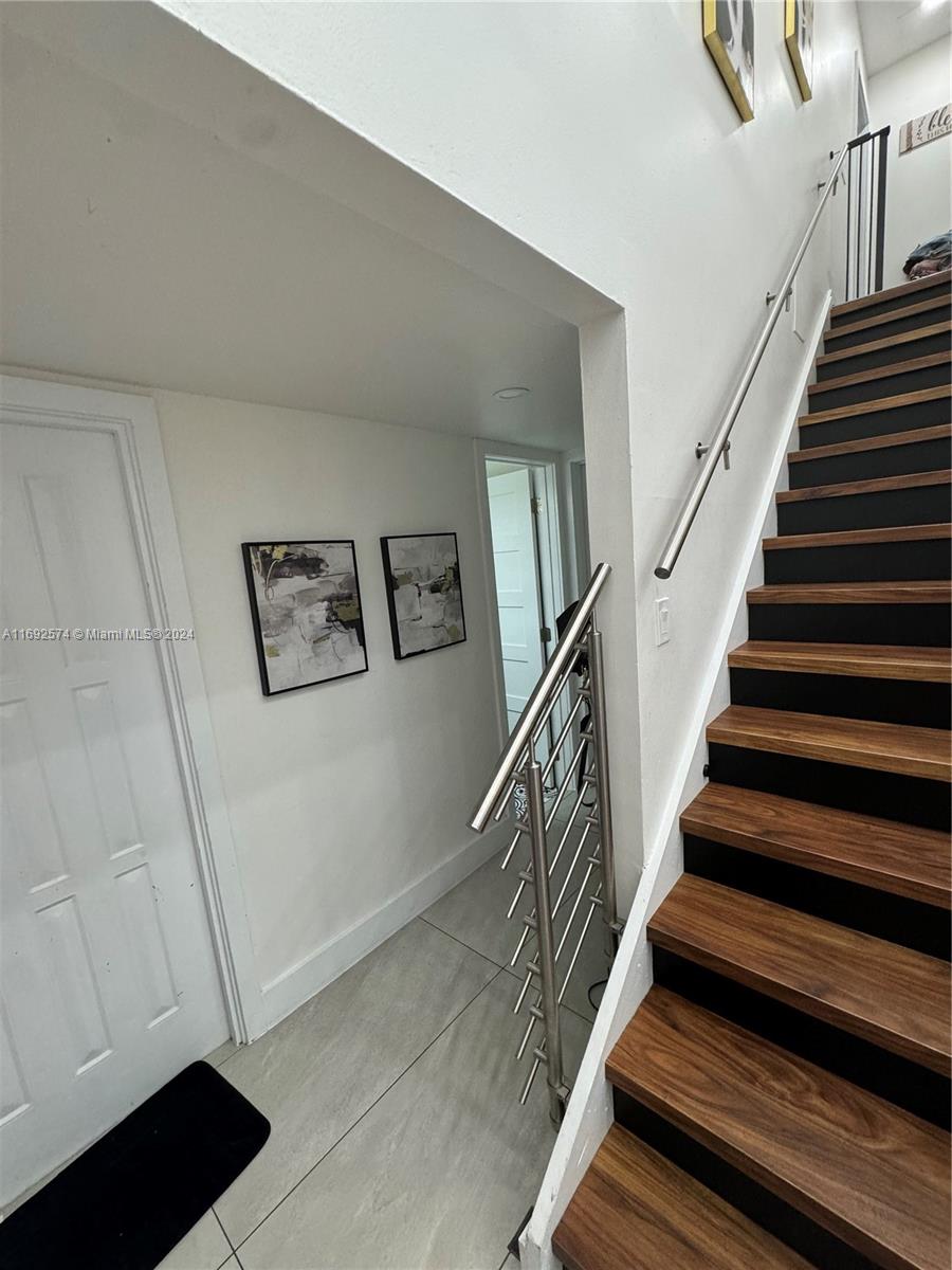 VILLA HOMES AT THE MOORS - Residential