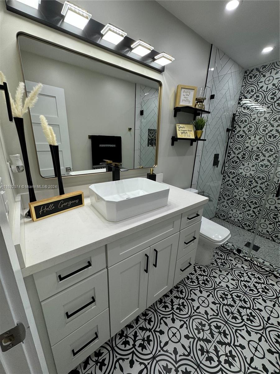 VILLA HOMES AT THE MOORS - Residential