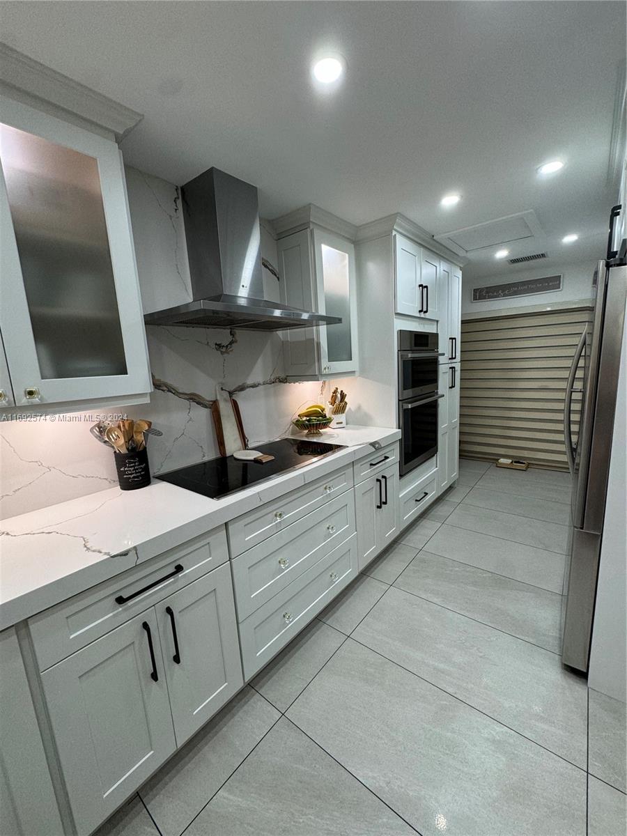 VILLA HOMES AT THE MOORS - Residential