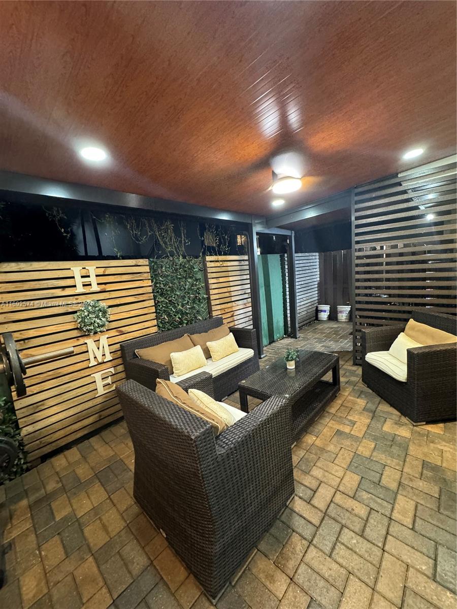 VILLA HOMES AT THE MOORS - Residential