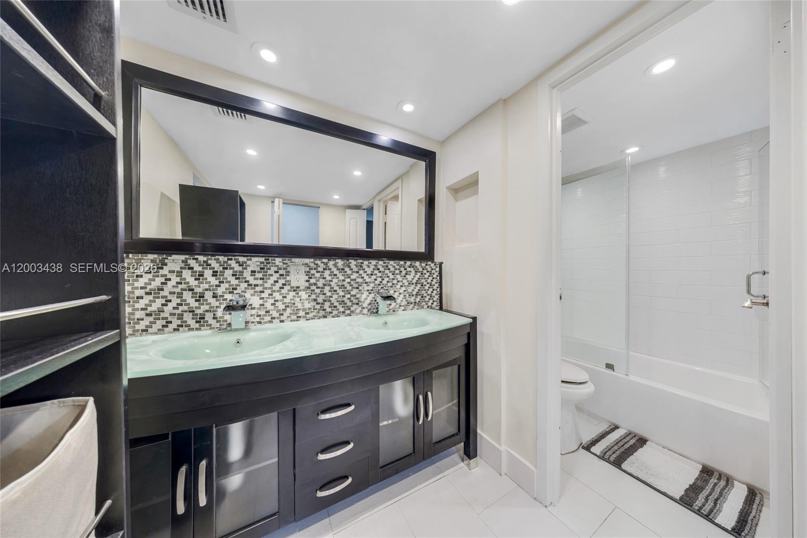 ARLEN HOUSE EAST CONDO - Residential