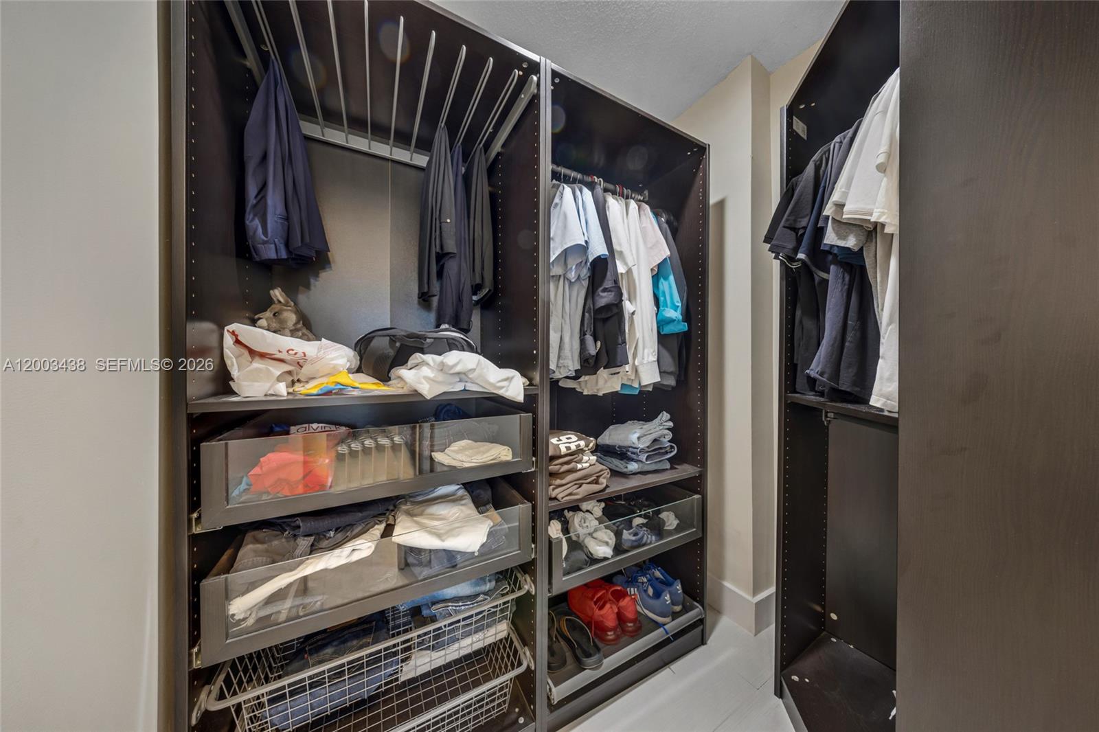 ARLEN HOUSE EAST CONDO - Residential