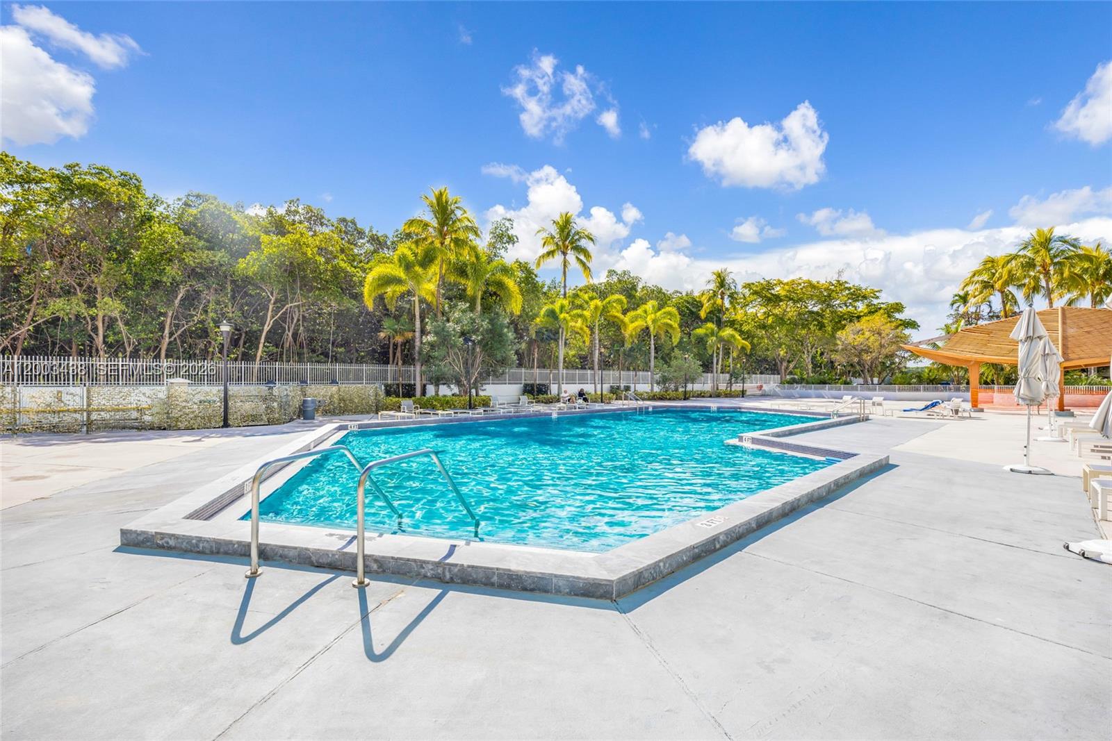 ARLEN HOUSE EAST CONDO - Residential