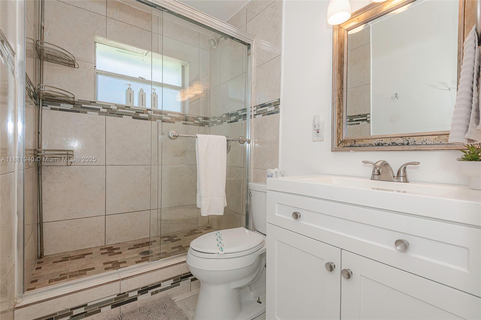 HOLLYWOOD BEACH GARDENS - Residential Lease