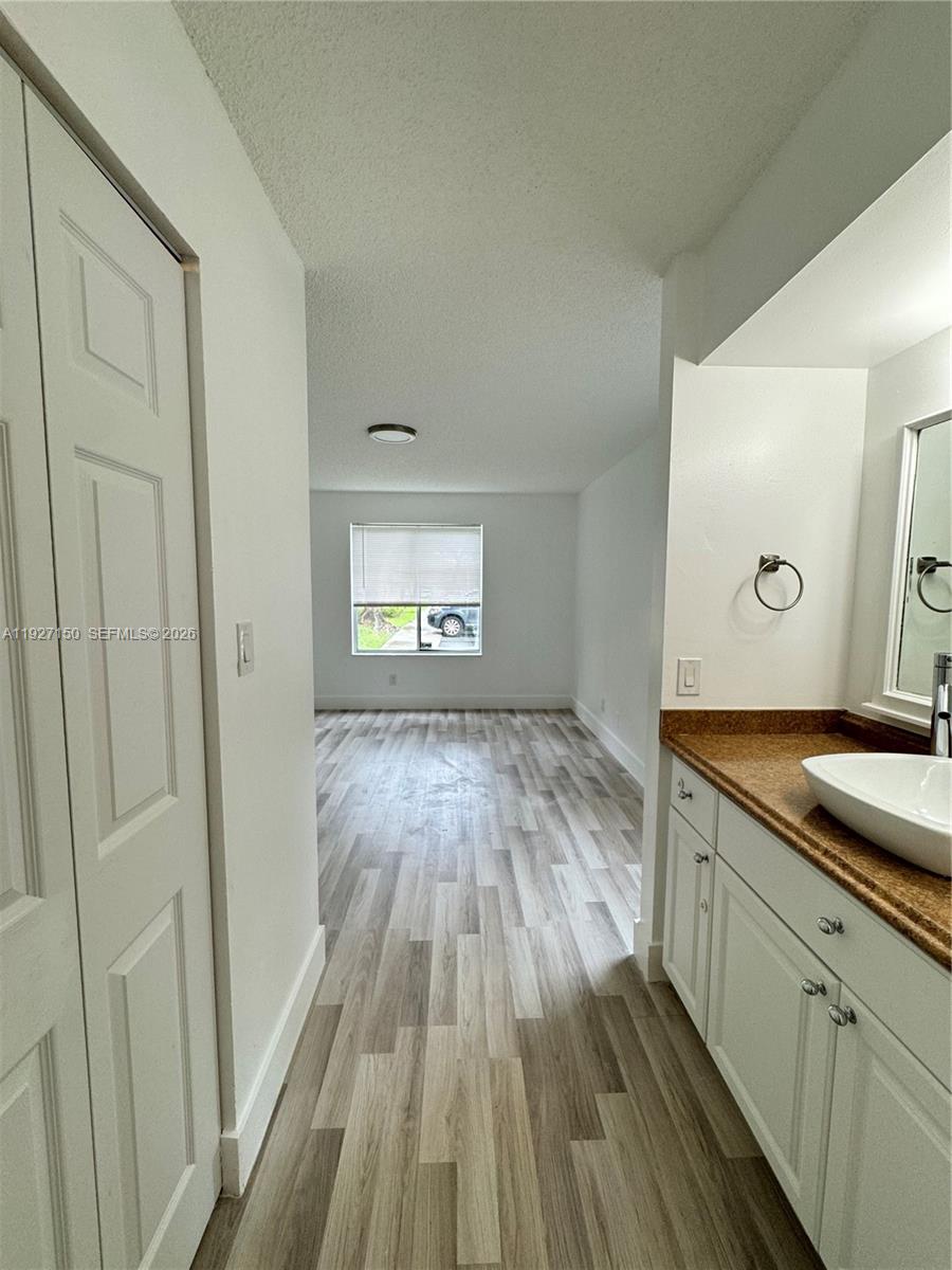 NAPOLI GARDENS AT CORAL S - Residential