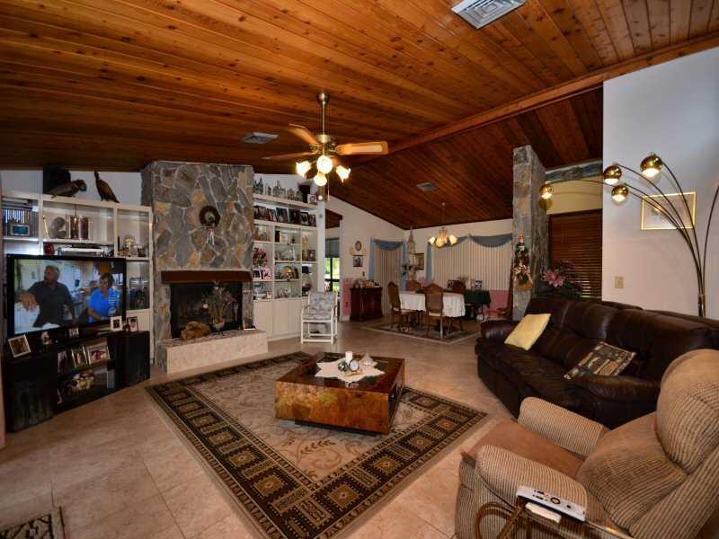 SUNSHINE RANCHES - Residential