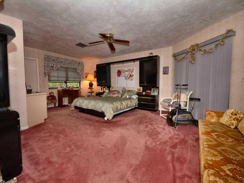 SUNSHINE RANCHES - Residential