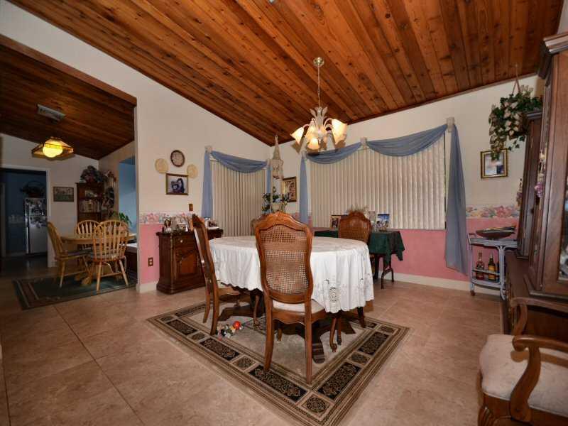 SUNSHINE RANCHES - Residential