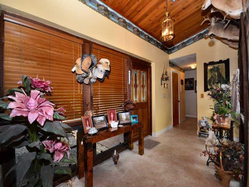 SUNSHINE RANCHES - Residential