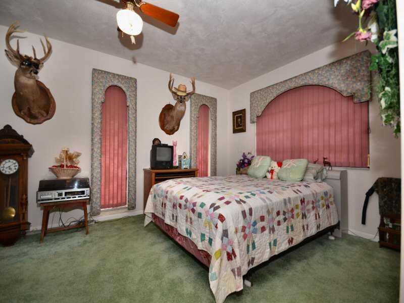 SUNSHINE RANCHES - Residential