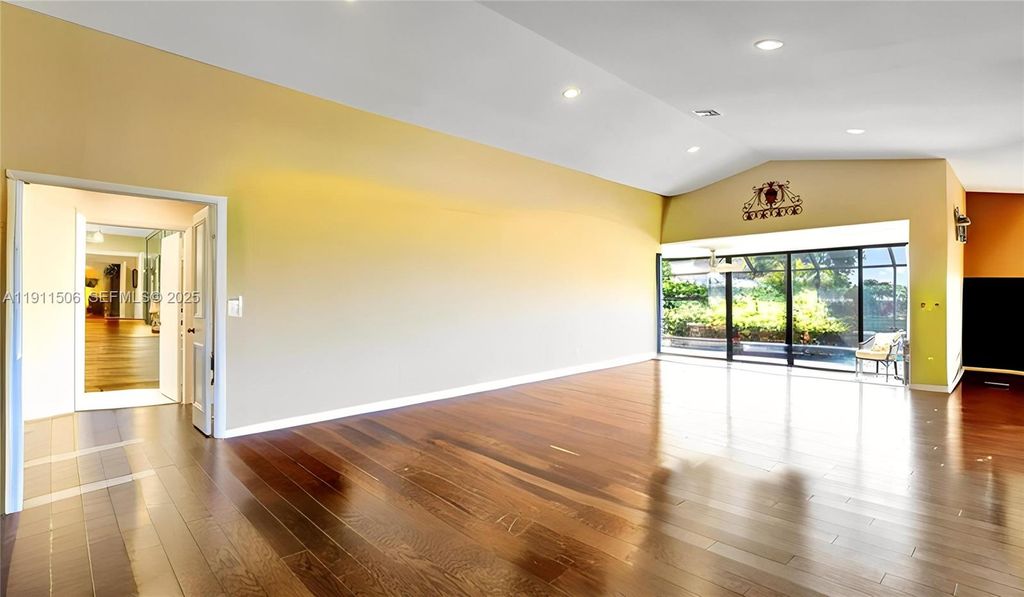 Photo of 10858 White Aspen Ln, Boca Raton, FL 33428 (MLS # A11911506)